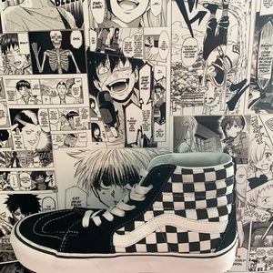 Vans- Black and white checkered SK8-Hi platforms